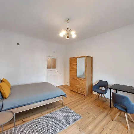 Dainas 2-room - Arena *