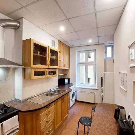 Apartment Dainas 2-room - Arena Riga